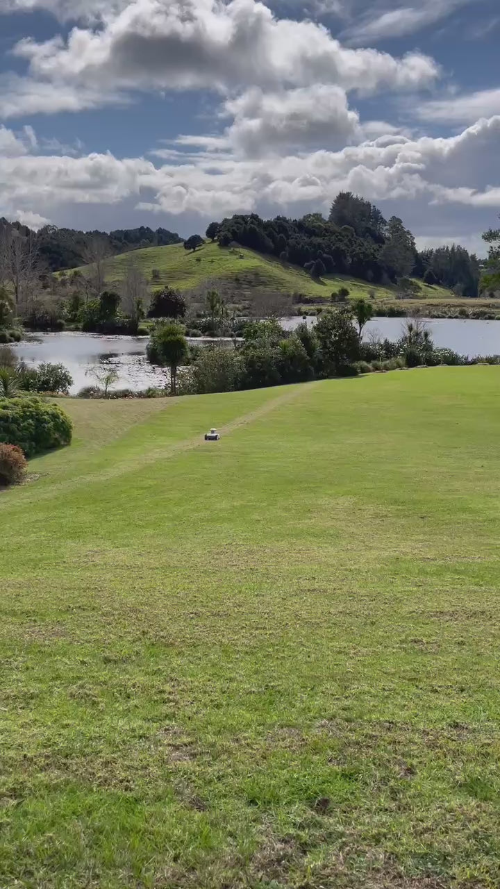 Cortacésped robótico inalámbrico inteligente FJD FR4000 para familias